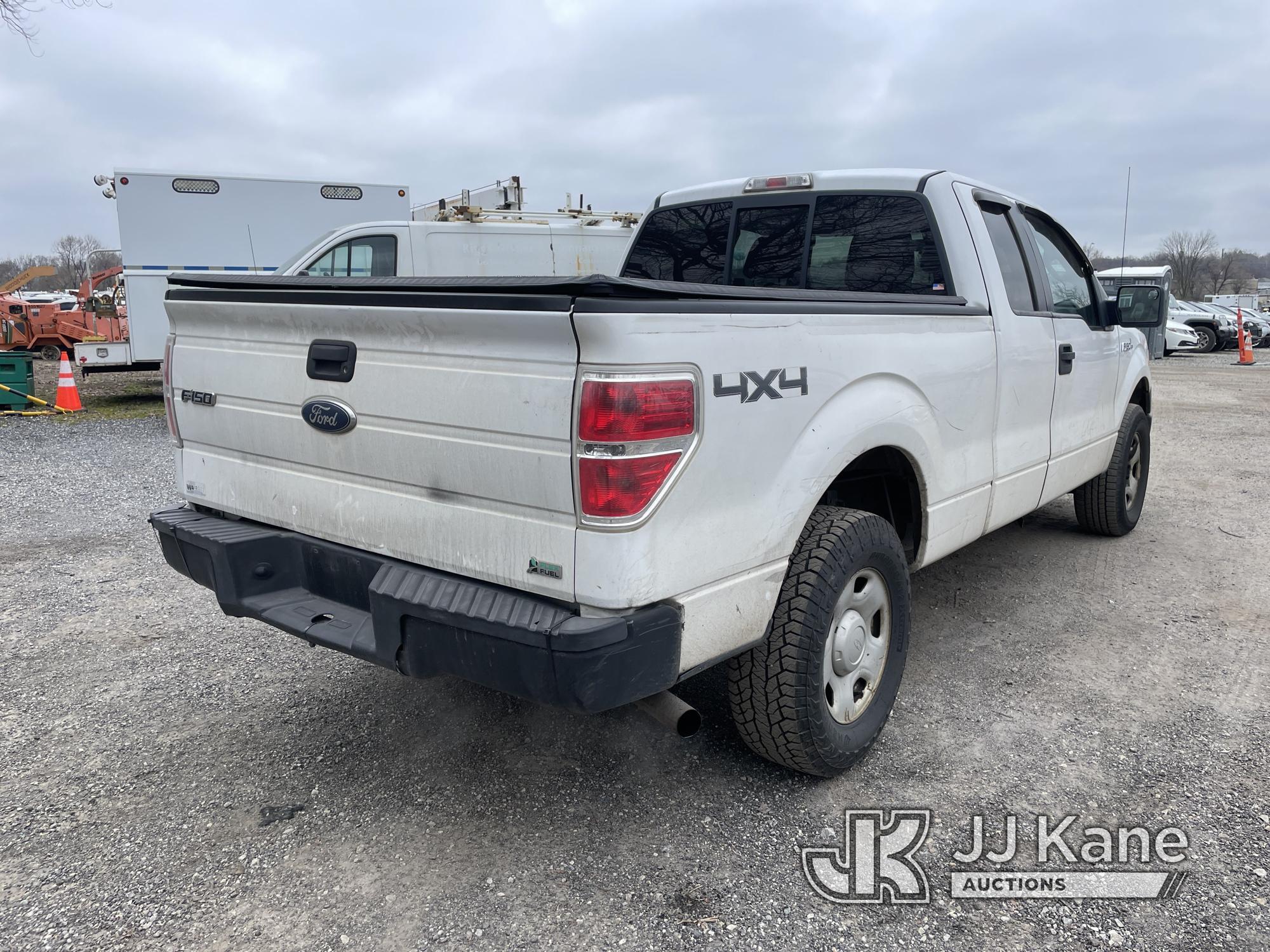 (Plymouth Meeting, PA) 2010 Ford F150 4x4 Extended-Cab Pickup Truck Runs & Moves, Body & Rust Damage