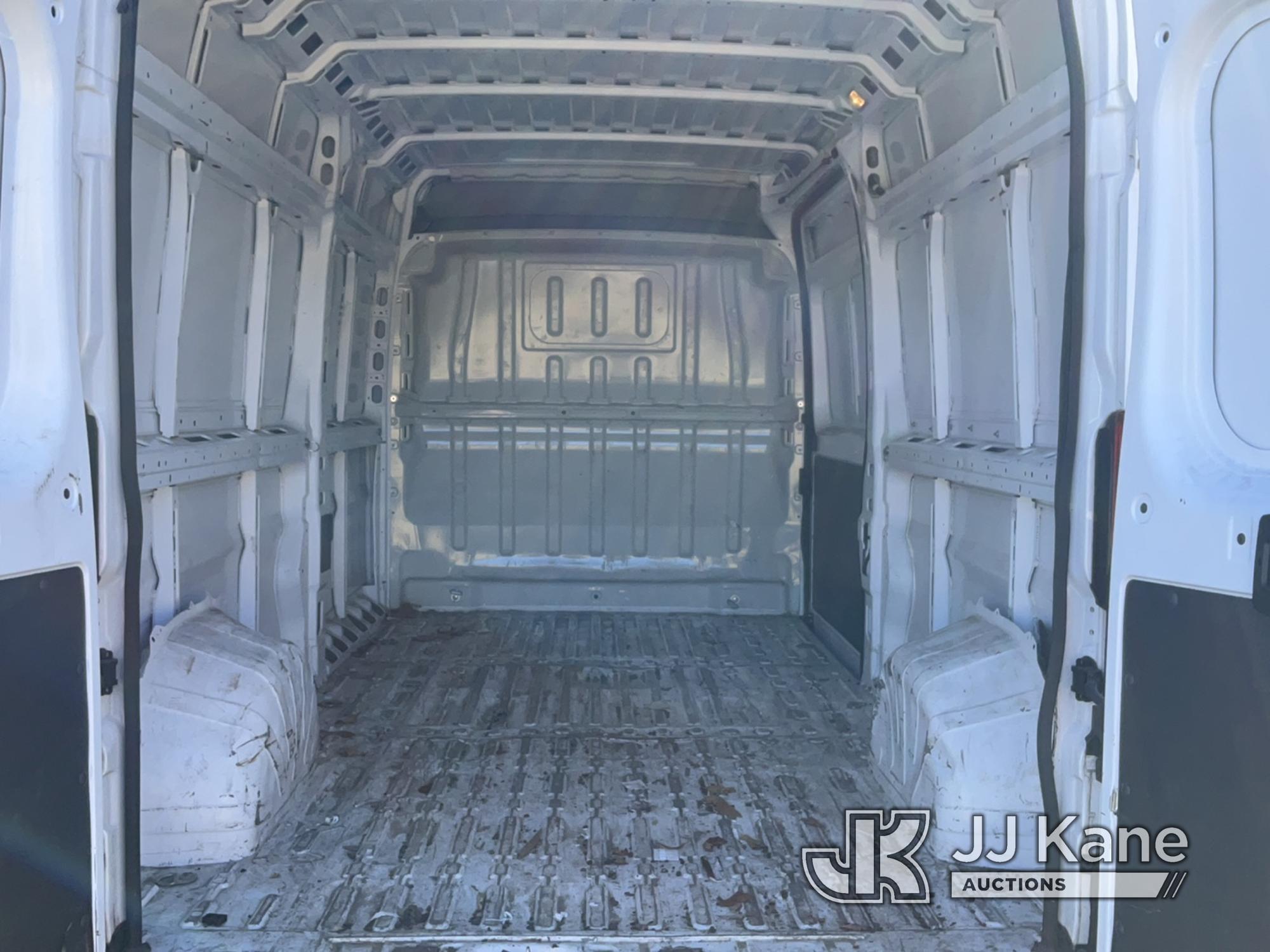 (Kings Park, NY) 2020 RAM Promaster 2500 High-Top Cargo Van Runs & Moves, Minor Body Damage) (Inspec