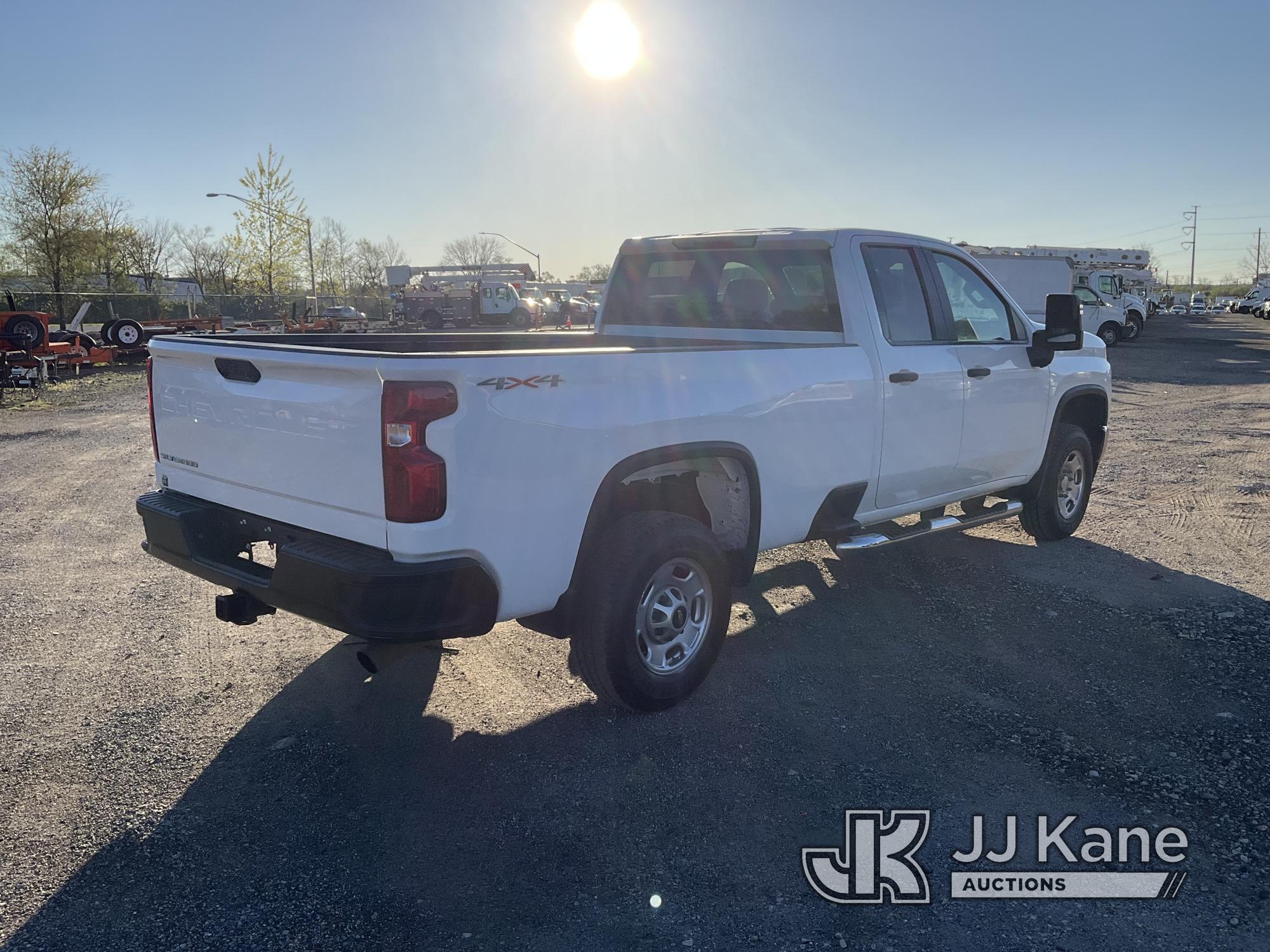 (Maple Shade, NJ) 2020 Chevrolet Silverado 2500HD 4x4 Extended-Cab Pickup Truck Runs & Moves, Check