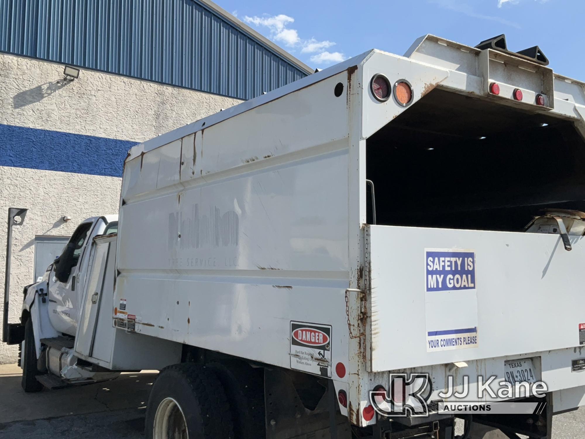 (Chester Springs, PA) 2017 Ford F750 Chipper Dump Truck Wrecked, Not Running, Condition Unknown, Loc