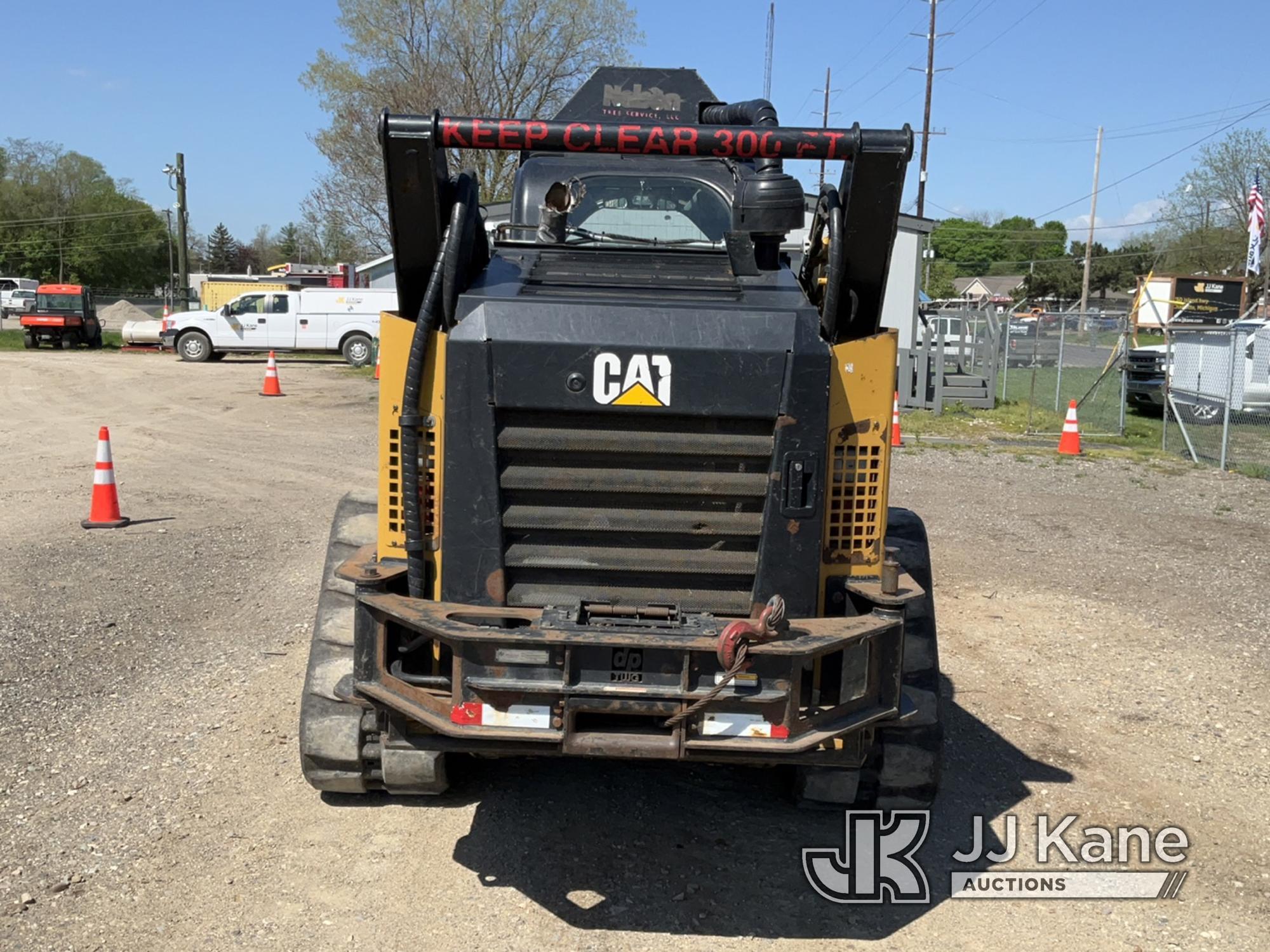 (Charlotte, MI) 2018 Caterpillar 299D Skid Steer Loader Runs, Moves, Loader Operates. Seller States: