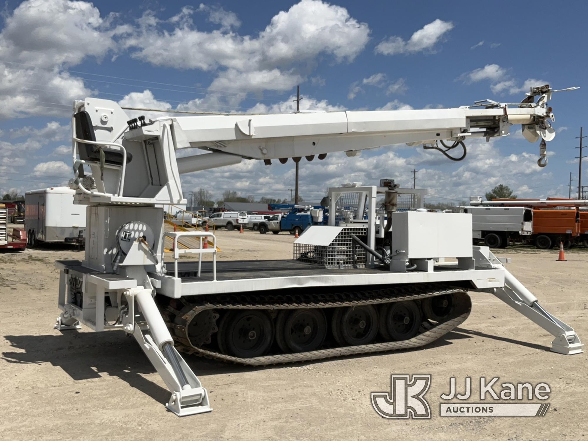 (Charlotte, MI) Altec D947T, Digger Derrick rear mounted on 2000 CME 800HD Crawler All-Terrain Vehic