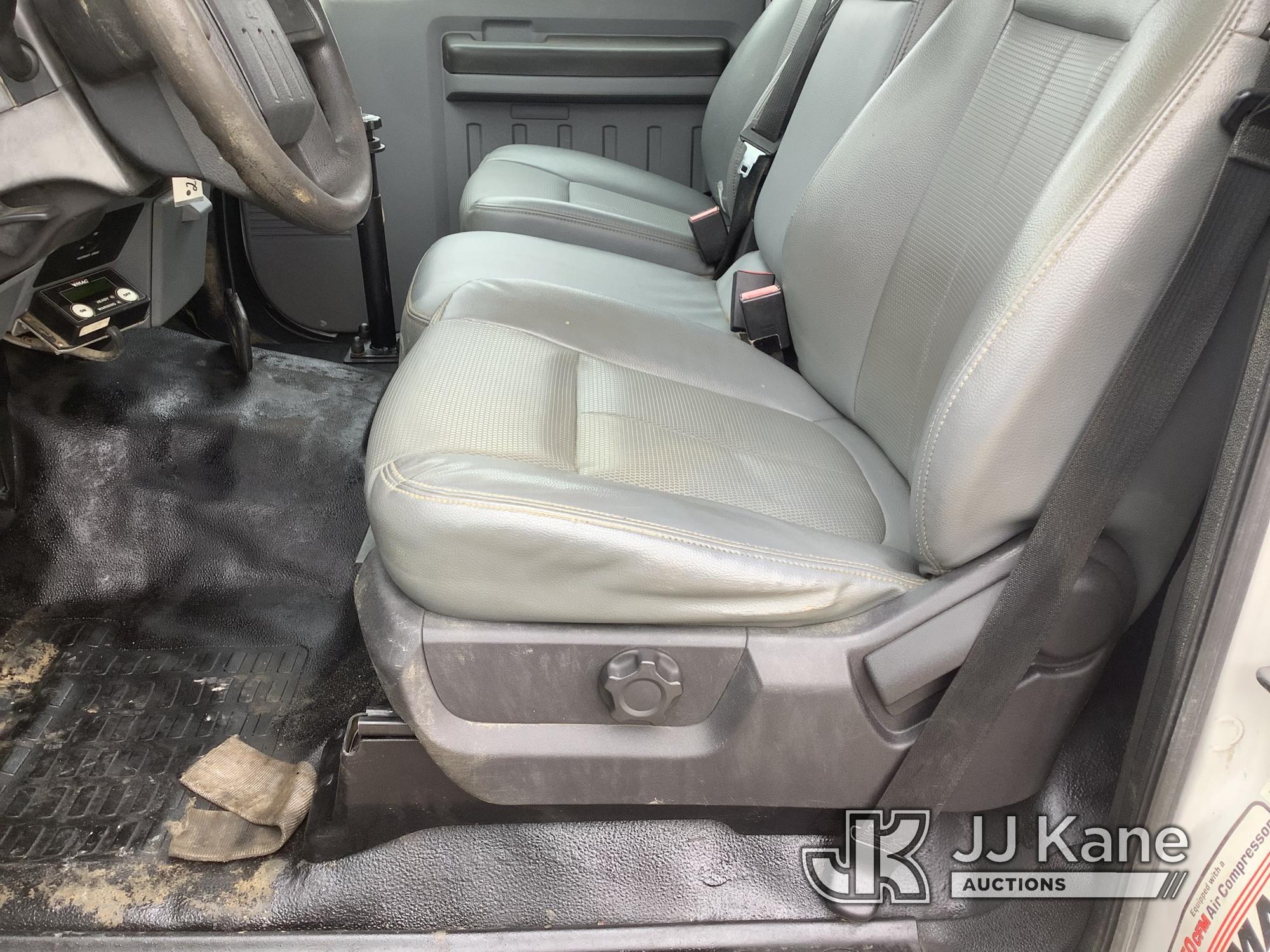 (Smock, PA) 2015 Ford F550 Air Compressor/Enclosed Utility Truck Runs Rough & Moves, Engine Light On