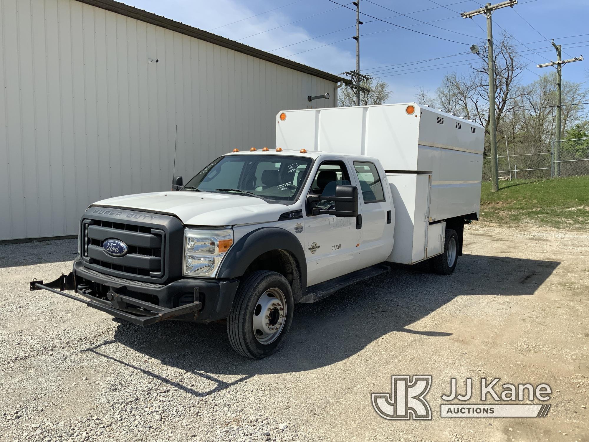 (Fort Wayne, IN) 2013 Ford F550 4x4 Crew-Cab Chipper Dump Truck Runs & Moves) (Dump Inoperable, Chec