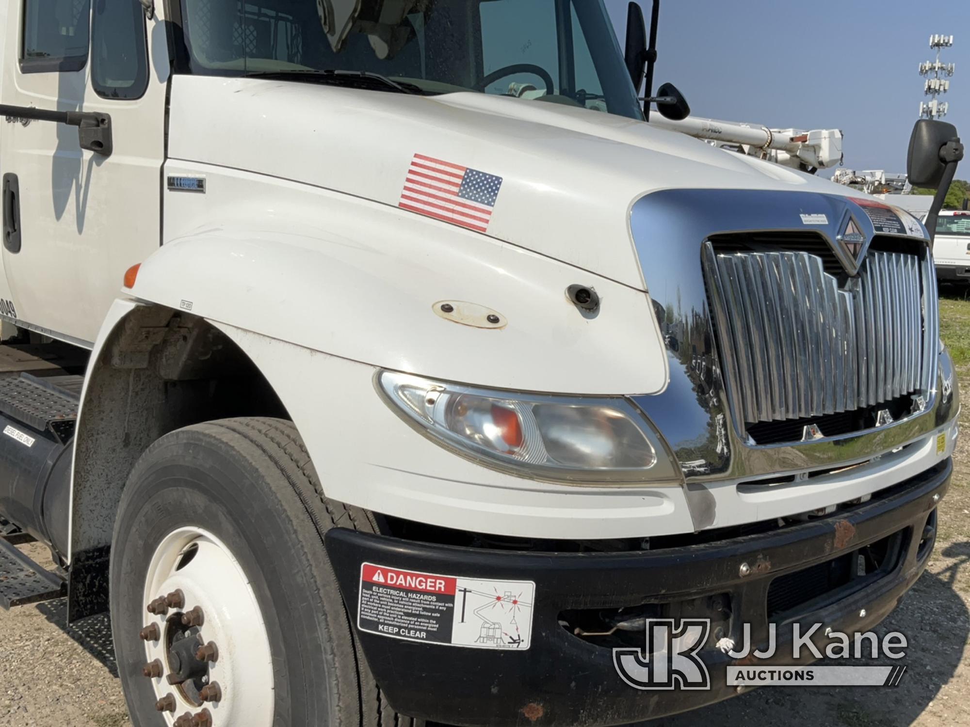 (Bellport, NY) Altec A55E-OC, Material Handling Bucket Truck rear mounted on 2009 International 4400