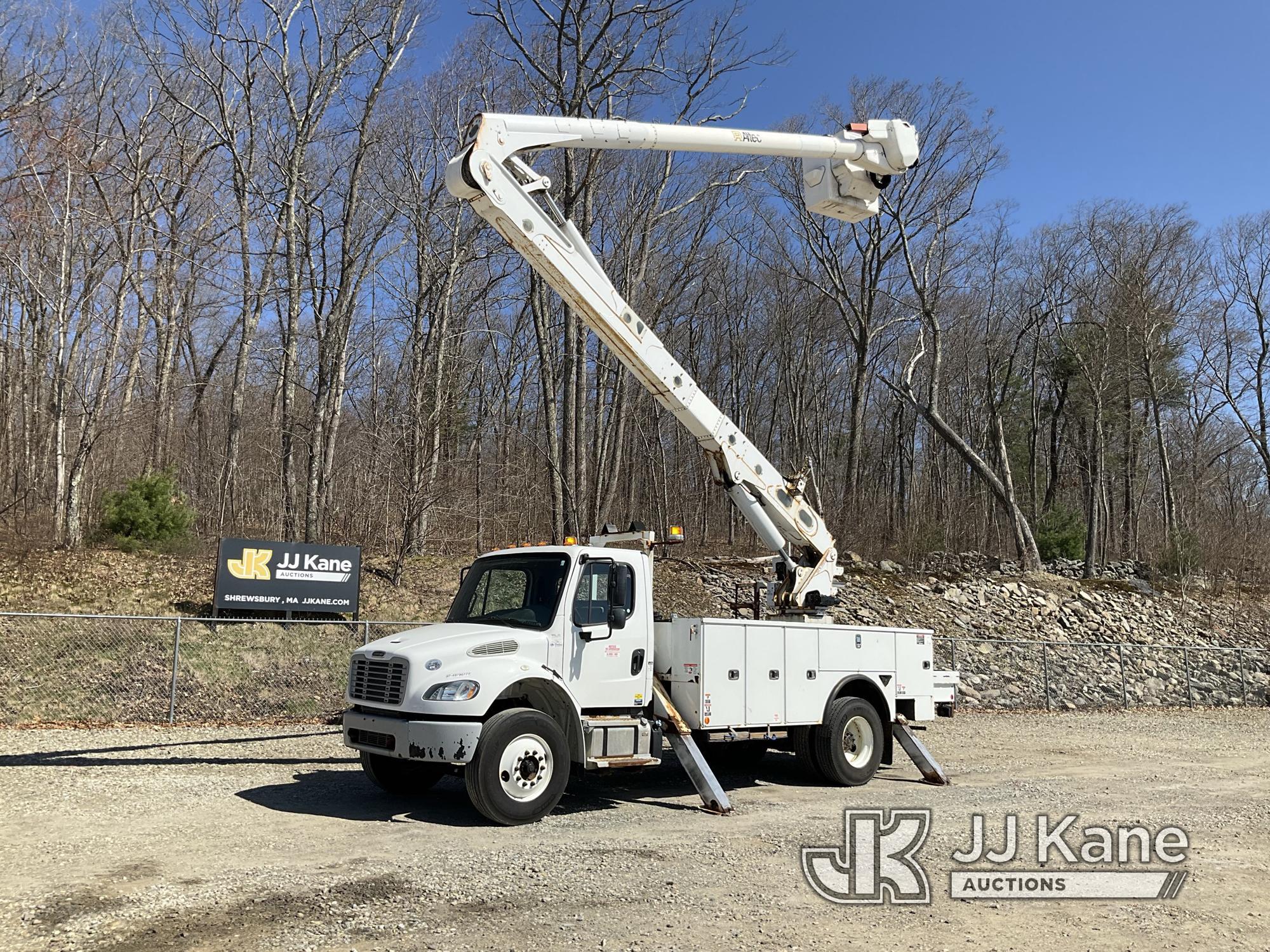 (Shrewsbury, MA) Altec AA55, Material Handling Bucket Truck rear mounted on 2019 Freightliner M2 106