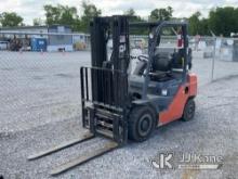 2013 Toyota 8FGU25 Rubber Tired Forklift Runs, Moves & Operates