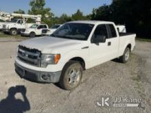 (Louisville, KY) 2014 Ford F150 Extended-Cab Pickup Truck Runs & Moves) (Oil Change Required, Body D