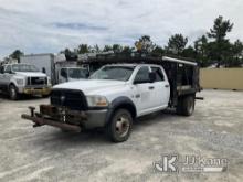 2011 Dodge RAM 4500 4x4 Crew-Cab Flatbed/Service Truck, Odometer Reading in Kilometers Runs & Moves)