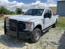 2017 Ford F250 4x4 Extended-Cab Pickup Truck Runs & Moves)(Jump To Start, Body Damage, Cracked Winds