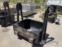 (1) Split Bucket NOTE: This unit is being sold AS IS/WHERE IS via Timed Auction and is located in Ka