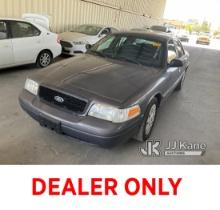 2007 Ford Crown Victoria Police Interceptor 4-Door Sedan Runs & Moves