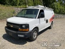 2013 Chevrolet Express G2500 Cargo Van Runs On CNG Only) (Runs Rough & Moves) (Bad Battery/Charging 