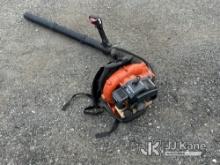 (Plymouth Meeting, PA) Husqvarna 125BT Backpack Blower (Runs) NOTE: This unit is being sold AS IS/WH