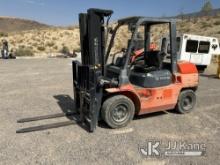 Toyota 7FDU35 Pneumatic Tired Forklift Runs & Moves