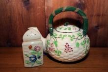 Teapot & Shaker