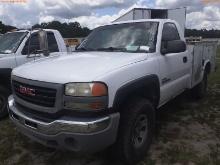 7-08224 (Trucks-Utility 2D)  Seller: Gov-Clay County Utility Authority 2006 GMC