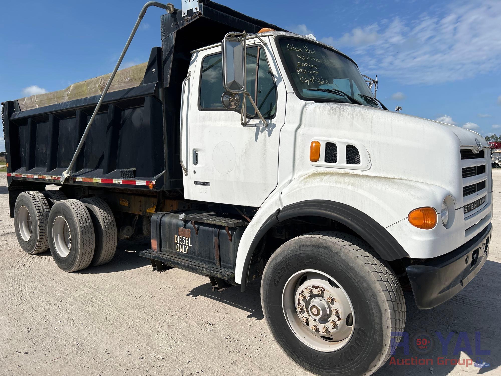 2001 Sterling L7500 T/A Dump Truck