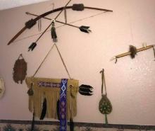 8- Native American Indian pieces bow/arrows/purses/peace pipe