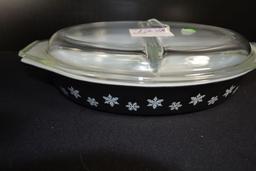Pyrex White Snowflake on Charcoal Divided Dish w/Lid; Mfg. 1958-1960