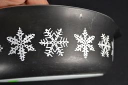 Pyrex White Snowflake on Charcoal No. 043 Casserole w/Lid; Mfg. 1956-1960
