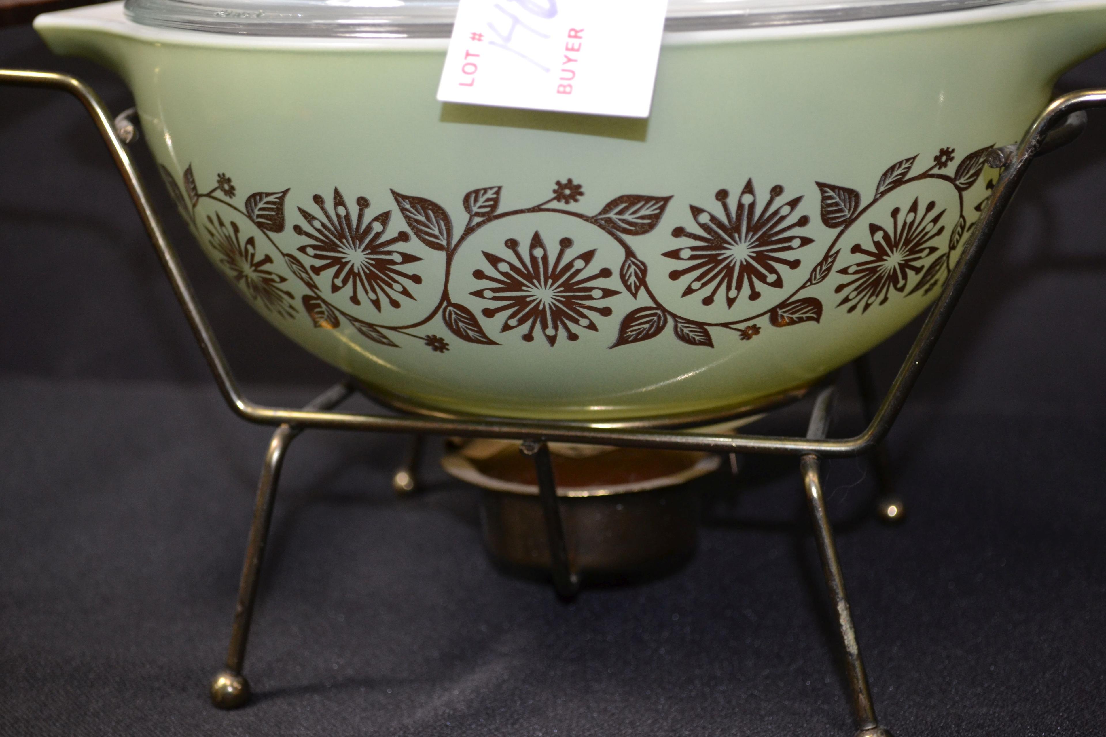 Pyrex 1962-63 Promotional Medallion Casserole 443 w/Lid and Cradle; No Chips