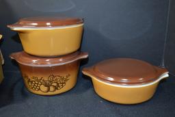Pyrex 1973-78 Old Orchard 470  Casserole Set w/Lids in Original Box; Nos. 471, 472, and 473; No Chip