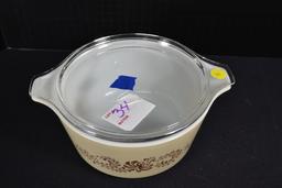 Pyrex Homestead Brown No. 474 Bake and Carry Casserole w/Clear Lid; Mfg. 1984