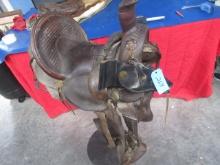 PENDLETON  LEATHER WESTERN SADDLE MARKED EL POWER AND STAND