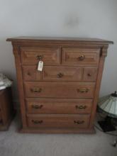5 DRAWER CHEST OF DRAWERS