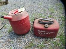 5 GALLON GAS CAN AND BOAT GAS TANK