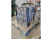 Miller Bobcat 225 welder/generator showing 194.4 hrs