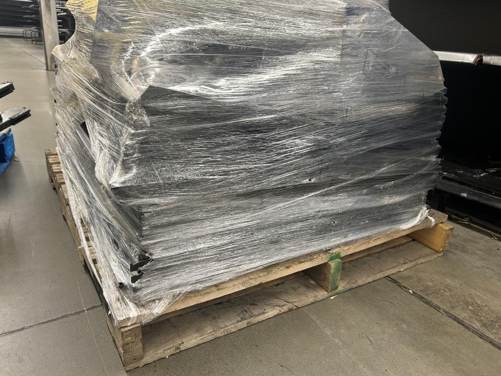 Pallet Of 16in LA Darling Shelves And Misc Items