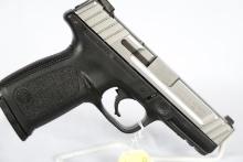 SMITH WESSON SD40VE, SN FYS1424,