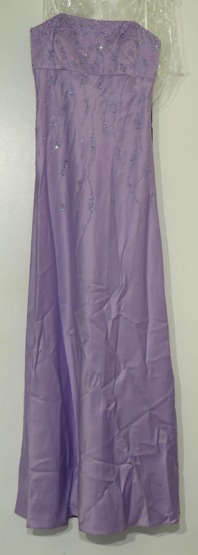 new Faviana Lavender Prom Dress (Size 8)