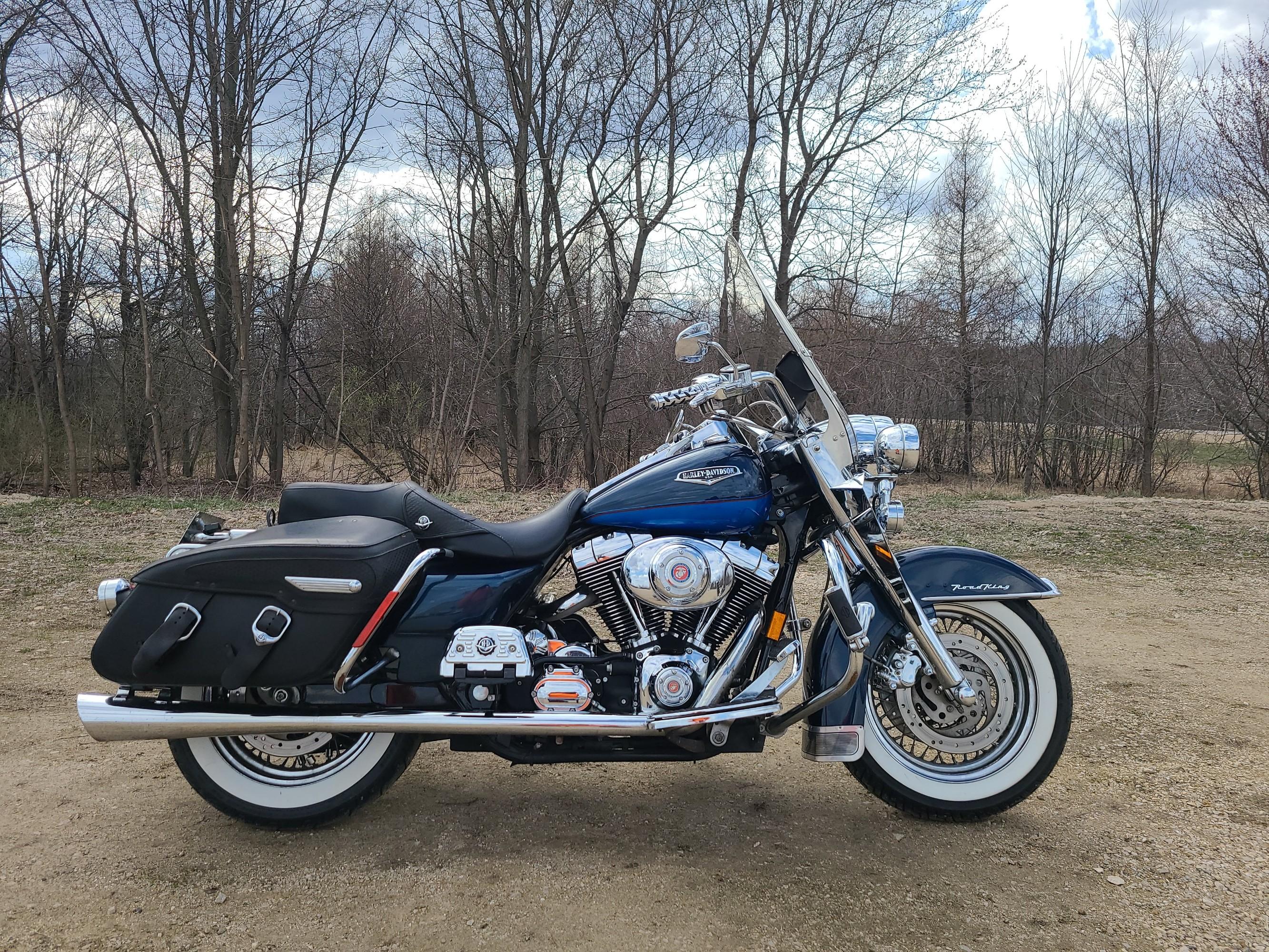 2004 Harley Davidson FLHRCI / Road King Classic