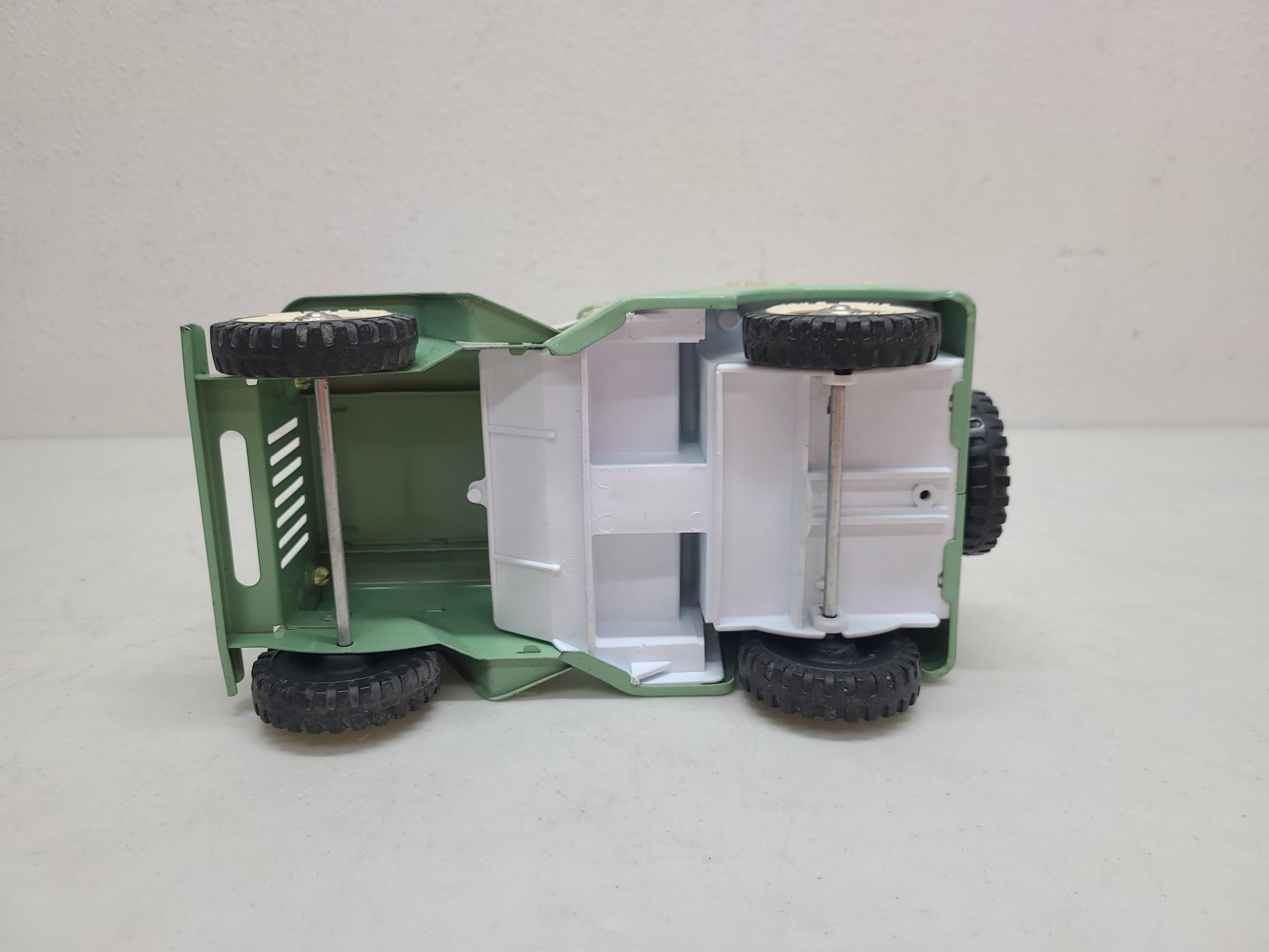 Tonka Outdoor Living Jeep Surrey Toy