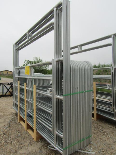 9289 14 CATTLE PANELS W/48" GATES & W/HARDWARE