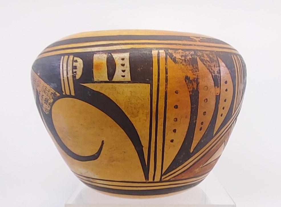Authentic Early Hopi Pottery Vessel