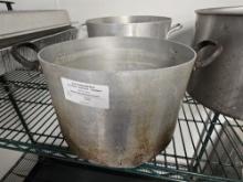 Medium Aluminum Pot