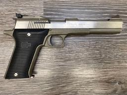 AMT AUTOMAG II STAINLESS STEEL .22 MAGNUM CAL. SEMI-AUTO PISTOL W/ BOX