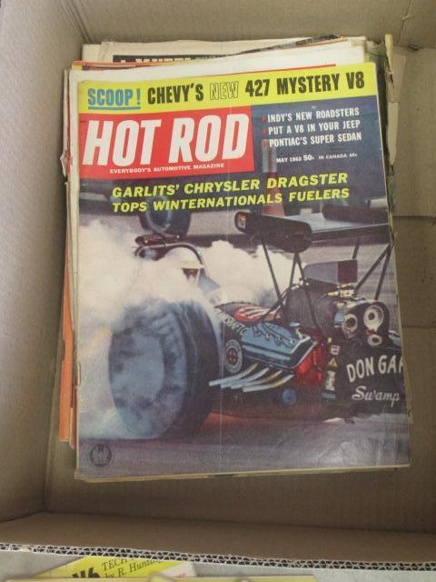 ASSORTED 1950S-1960S HOT ROD MAGAZINES