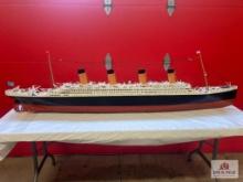 Titanic model 6 foot lighted Limited edition 1/5