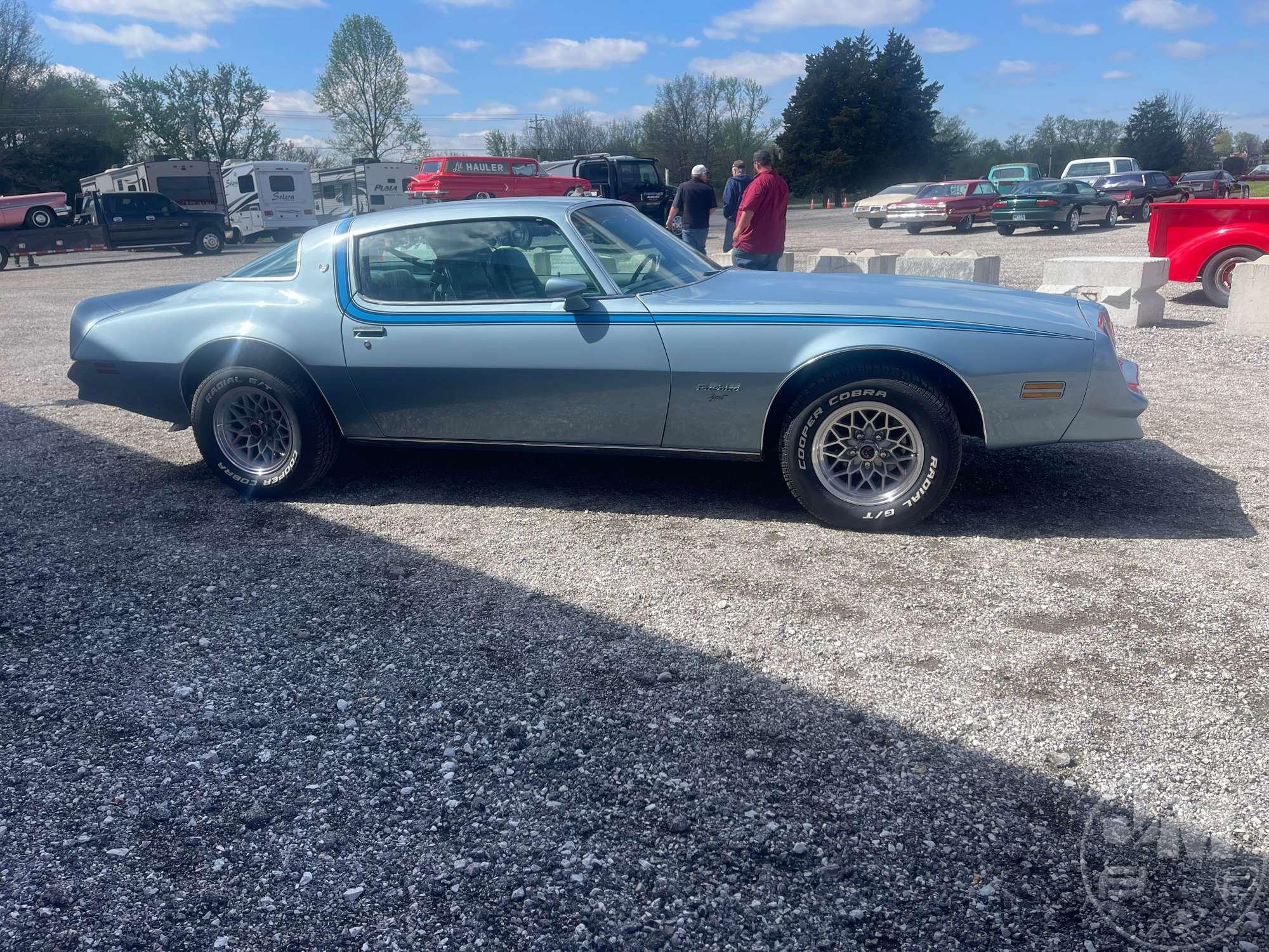 1978 PONTIAC  FIREBIRD ESPRIT VIN: 2T87L8L116812 COUPE