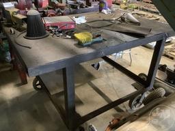 STEEL WORK BENCH ON WHEELS WITH VISE