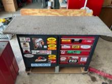 CRAFTSMAN WORK BENCH