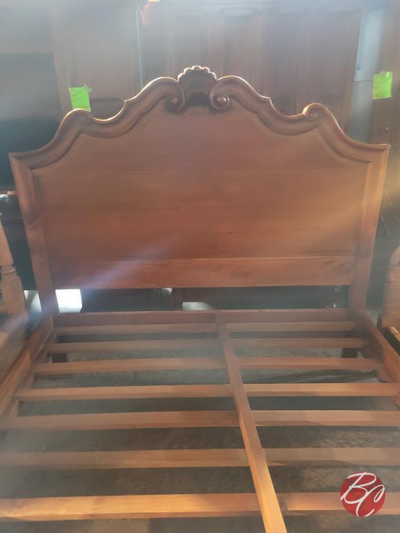 Hand Carved Queen Head & Footboard
