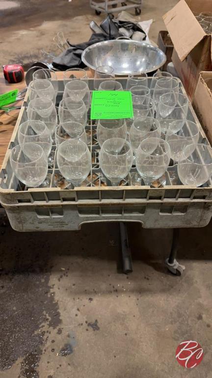Cambro Dishwasher Glass Rack W/ All Wine Glasses