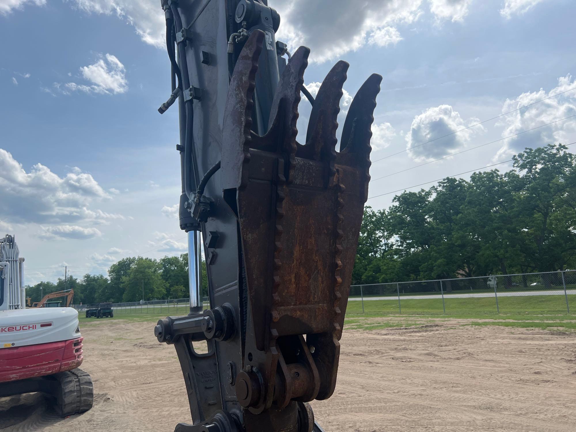 2019 VOLVO EC160E EXCAVATOR