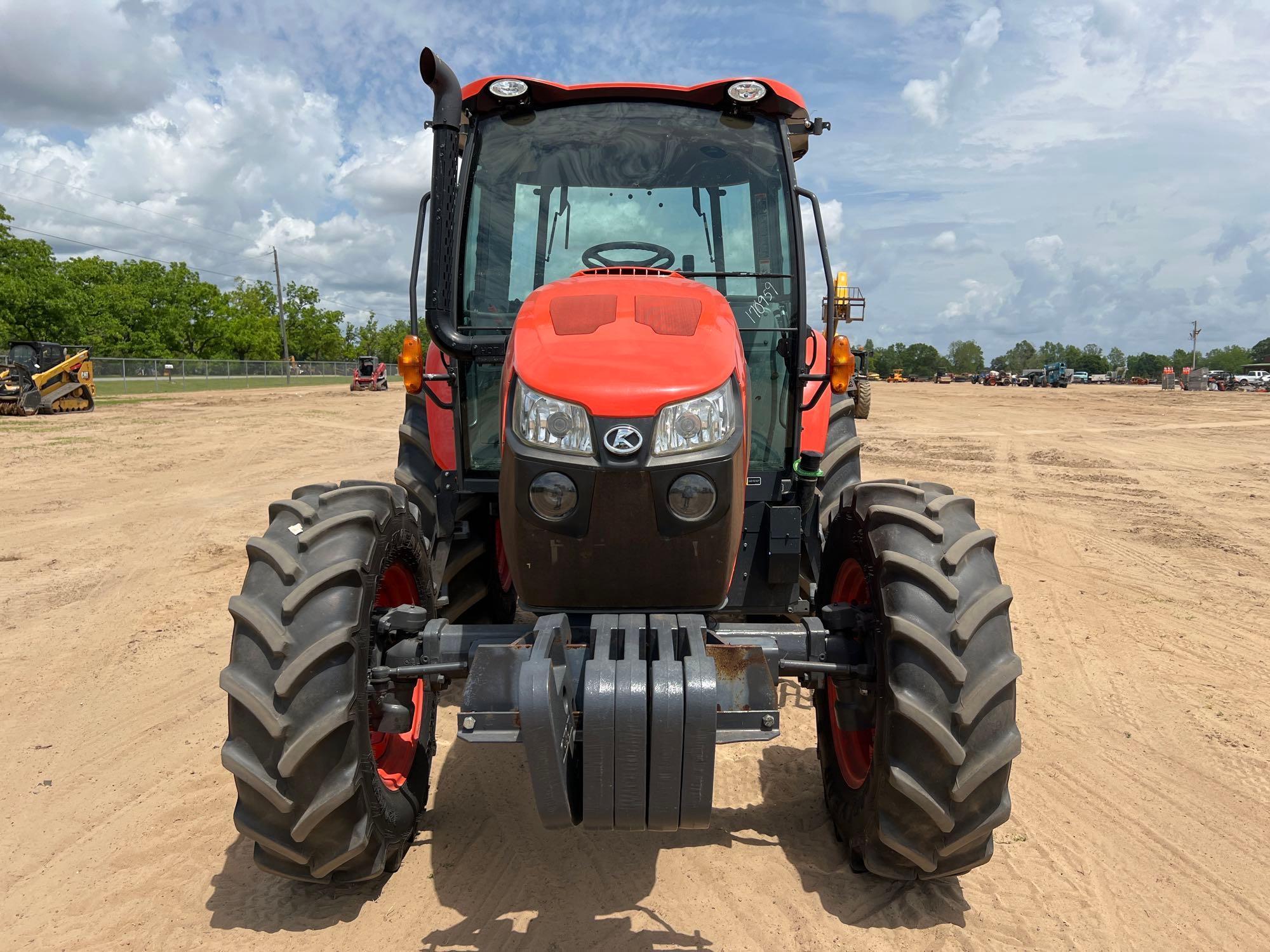 2022 KUBOTA M5-111 TRACTOR